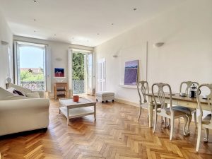 Nice Cimiez – 2 Bedroom Apartment Belle Epoque in a Palace with Balcony