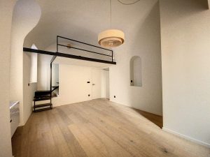 Nice – Appartement entièrement rénové au coeur du Vieux Nice