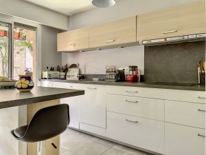 Nice Poètes – Charming 2 Bedroom Apartment 75 sqm with Garden in Quiet Area