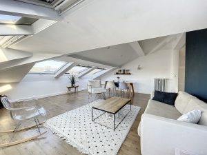 Nizza – Cimiez Léopold II – Quattro camere di charme all’ultimo piano di un palazzo privato