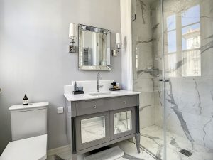 Nice Cimiez – 4 camere lussuosamente arredate in un palazzo della Belle Époque