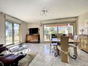 Cimiez – Agréable 2 pièces 50 m² en rez de jardin avec garage