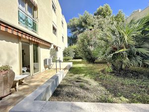 Cimiez – Agréable 2 pièces 50 m² en rez de jardin avec garage