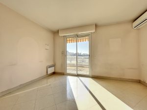 Chambrun – Villa sur le toit 4 Pièces avec terrasse 135m2