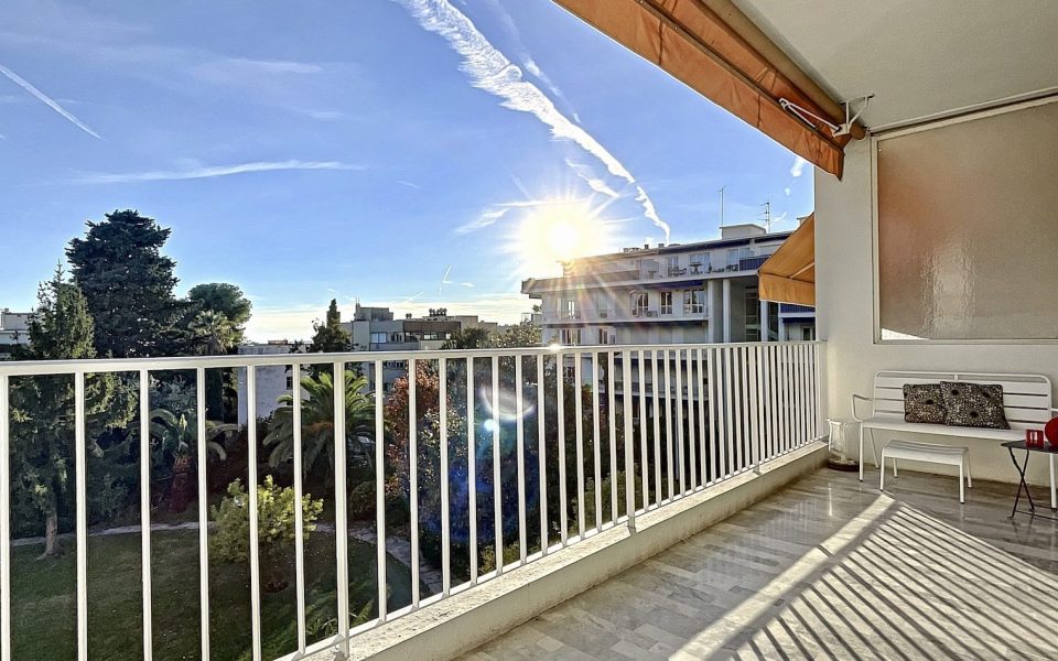 Cimiez – Bel appartement avec terrasse et garage dans copropriété avec parc : photo 2