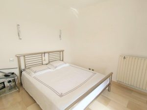 Nizza Chambrun – Magnifico appartamento di 2 stanze all’ultimo piano con vista mare