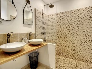 Cimiez – Beau 3 Pièces 75 m² entièrement rénové dans résidence avec parc