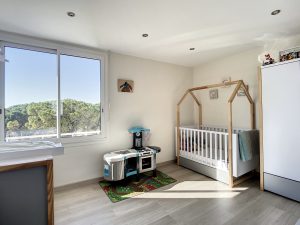 Nice Cimiez – Beau 4 pièces traversant avec terrasse et vue mer