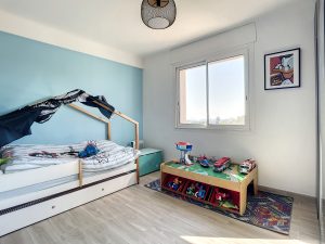 Nice Cimiez – Beau 4 pièces traversant avec terrasse et vue mer