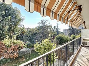 Cimiez Cap de Croix – 4 pièces 100 m2 dans résidence avec parc et gardien