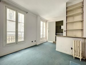 Coeur Cimiez – Studette 14.37 m² dans l’annexe d’un superbe Palace au coeur de Cimiez