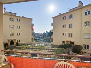 Cimiez Sainte-Colette – Grand 2 pièces traversant dans résidence au calme