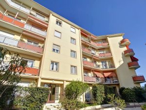 Nizza Cimiez – Grande appartamento di 2 stanze in una residenza tranquilla