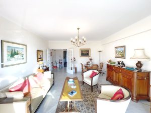 Nice Bas Cimiez – Agréable 4 pièces 97m2 avec terrasse vue mer