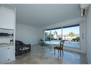 Cimiez – Grand 2 pièces meublé 54 m² avec terrasse de 75m²  (IT)