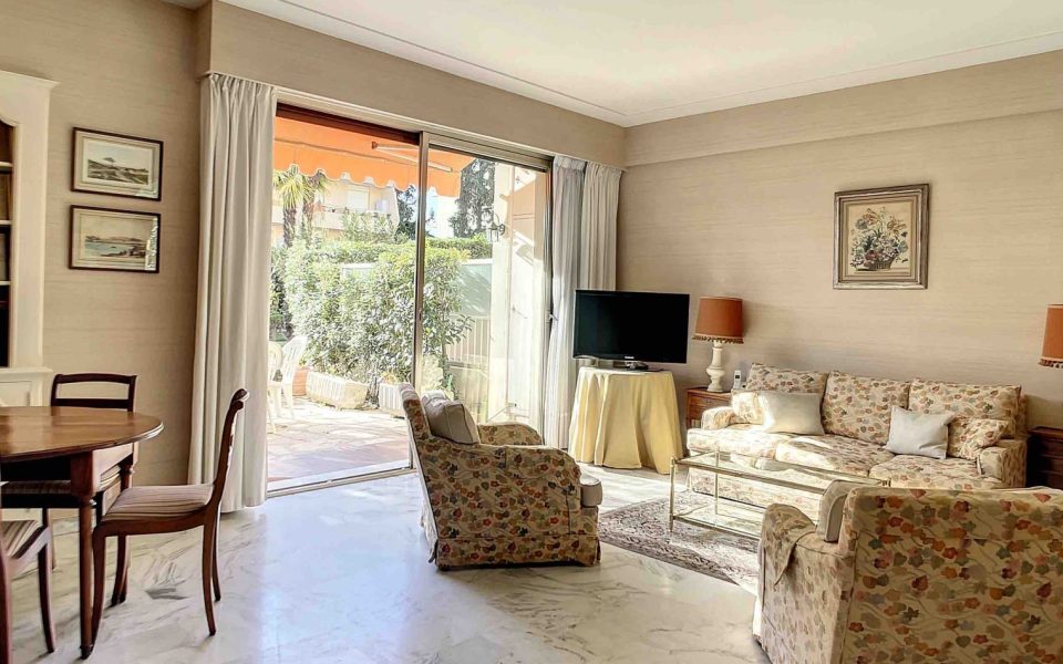 Nizza Cimiez – Grazioso e tranquillo appartamento di 3 stanze con ampio giardino in una residenza di lusso : photo 2