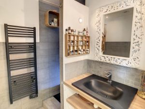 Valrose – Beau 3 pièces 62m2 lumineux et calme proche commodités