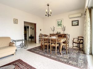 Nice Cimiez Bieckert – Rare – Bright 4 Bedroom Apartment 124 sqm with Terrace near Center