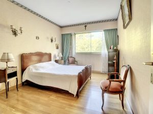 Nice Cimiez Bieckert – Rare – Bright 4 Bedroom Apartment 124 sqm with Terrace near Center