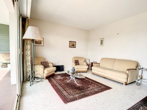 Nice Cimiez Bieckert – Rare – Bright 4 Bedroom Apartment 124 sqm with Terrace near Center