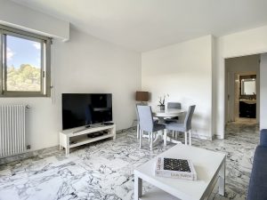 Nice Rimiez Magnifico appartamento di 2 stanze ristrutturato vicino a tutti i servizi