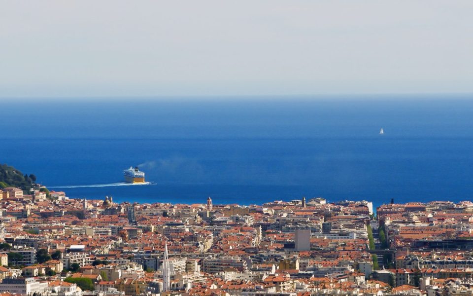 Nice Collines – Beautifully renovated house with panoramic sea view
