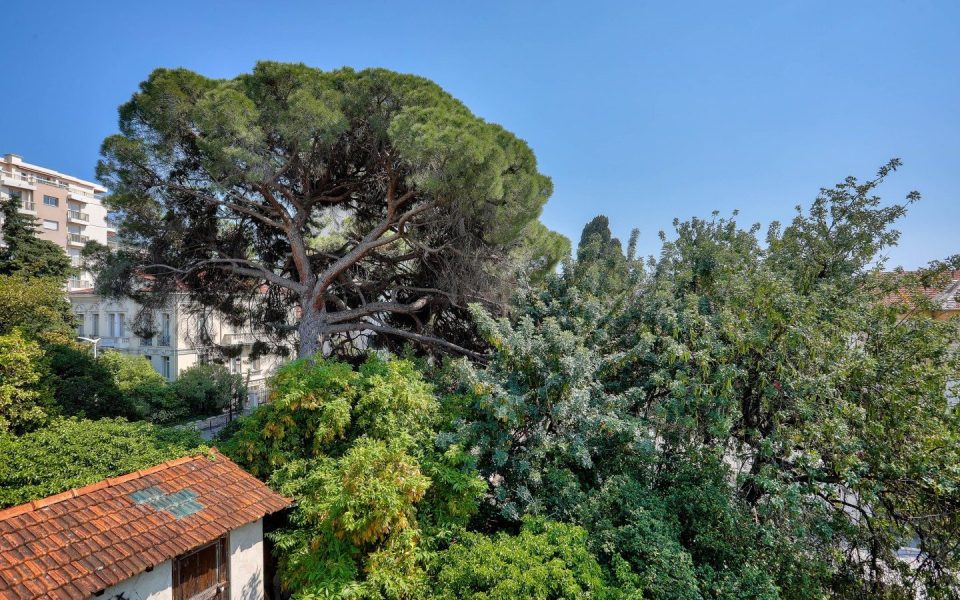 Port de Nice – Casa di 10 locali con giardino e grande potenziale