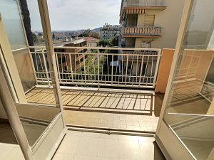 Nice Cimiez – 2 Pièces de 54m² avec vue panoramique exceptionnelle