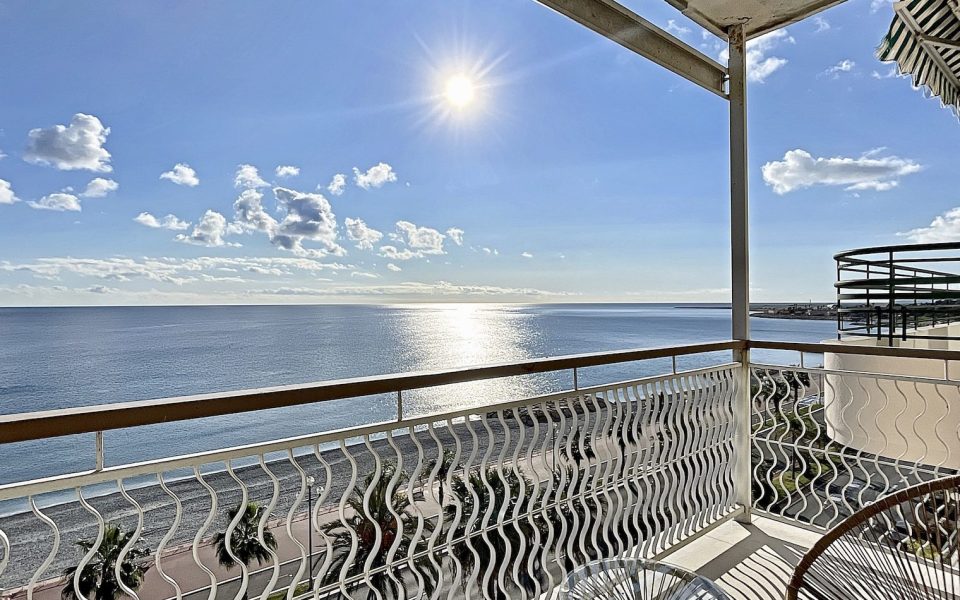 Nice Promenade – Sublime appartement face à la mer : photo 2