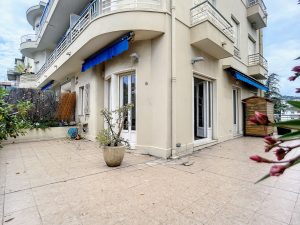Nice Bas Cimiez – Charming One Bedroom Apartment 50 sqm with Terrace 80 sqm