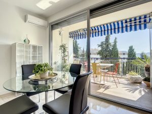 Un appartement moderne et élégant aux Jardins de Cemenelum