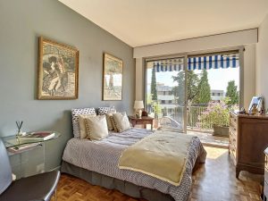 Un appartement moderne et élégant aux Jardins de Cemenelum