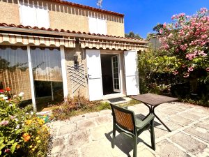 ice Gairaut – Charming 4 bedroom Villa 85 sqm with Land in a Quiet Condominium