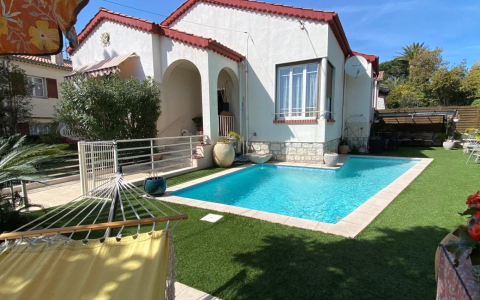 Nice Cimiez – Maison 5 pièces 160 m2 – Véritable coup de coeur.