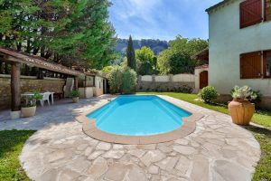 Saint Martin du Var – Exceptionnel ! Une maison de village avec jardin et piscine