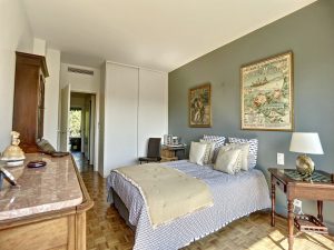 Un appartement moderne et élégant aux Jardins de Cemenelum