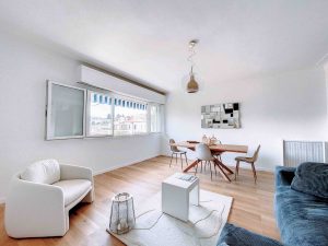 Two Bedroom Apartment in Villebois Mareuil Cimiez