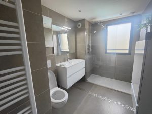 Nice Cimiez – Appartement 2 pièces 42m2 au dernier étage