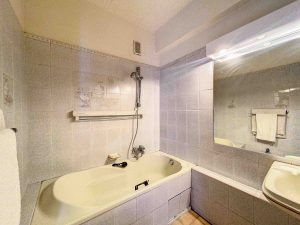 Nice Cimiez – Appartement lumineux et calme dans résidence avec parc