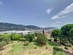 Nice Cimiez – Appartement lumineux et calme dans résidence avec parc