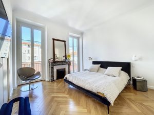 Coup de coeur, superbe 4 pièces rénové avec des prestations de luxe au Parc Wilson