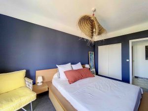 Coquet 2 Pièces de 51 m² avec terrasse et vue imprenable sur la ville et la mer