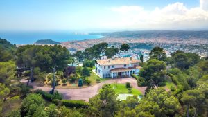 Une propriété d’exception sur les hauteurs de Nice