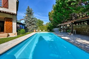 Saint Martin du Var – Exceptionnel ! Une maison de village avec jardin et piscine