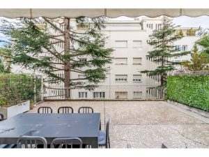 Nice Cimiez – One Bedroom Apartment 48 sqm with a 50 sqm South-Facing Terrace