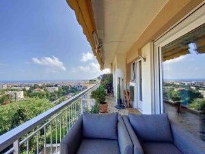 NICE/ BRANCOLAR – Charming One Bedroom 51 sqm Apartment with Terrace and View of the City and the Sea