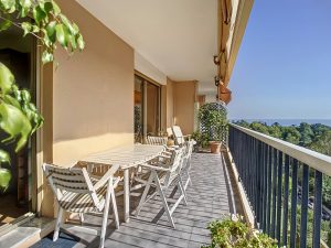 Beau 3 pièces dans résidence luxe avec piscine