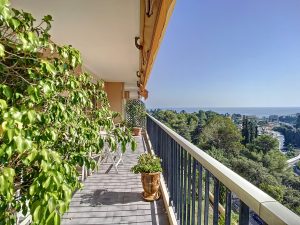 Beau 3 pièces dans résidence luxe avec piscine