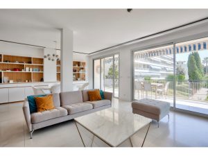 NICE – Cimiez – Sublime Fully Renovated 3 bedroom Apartment 132 sqm