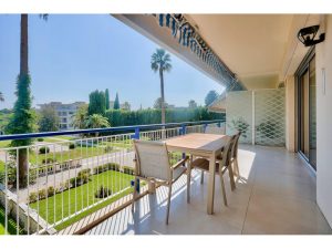 NICE – Cimiez – Sublime Fully Renovated 3 bedroom Apartment 132 sqm